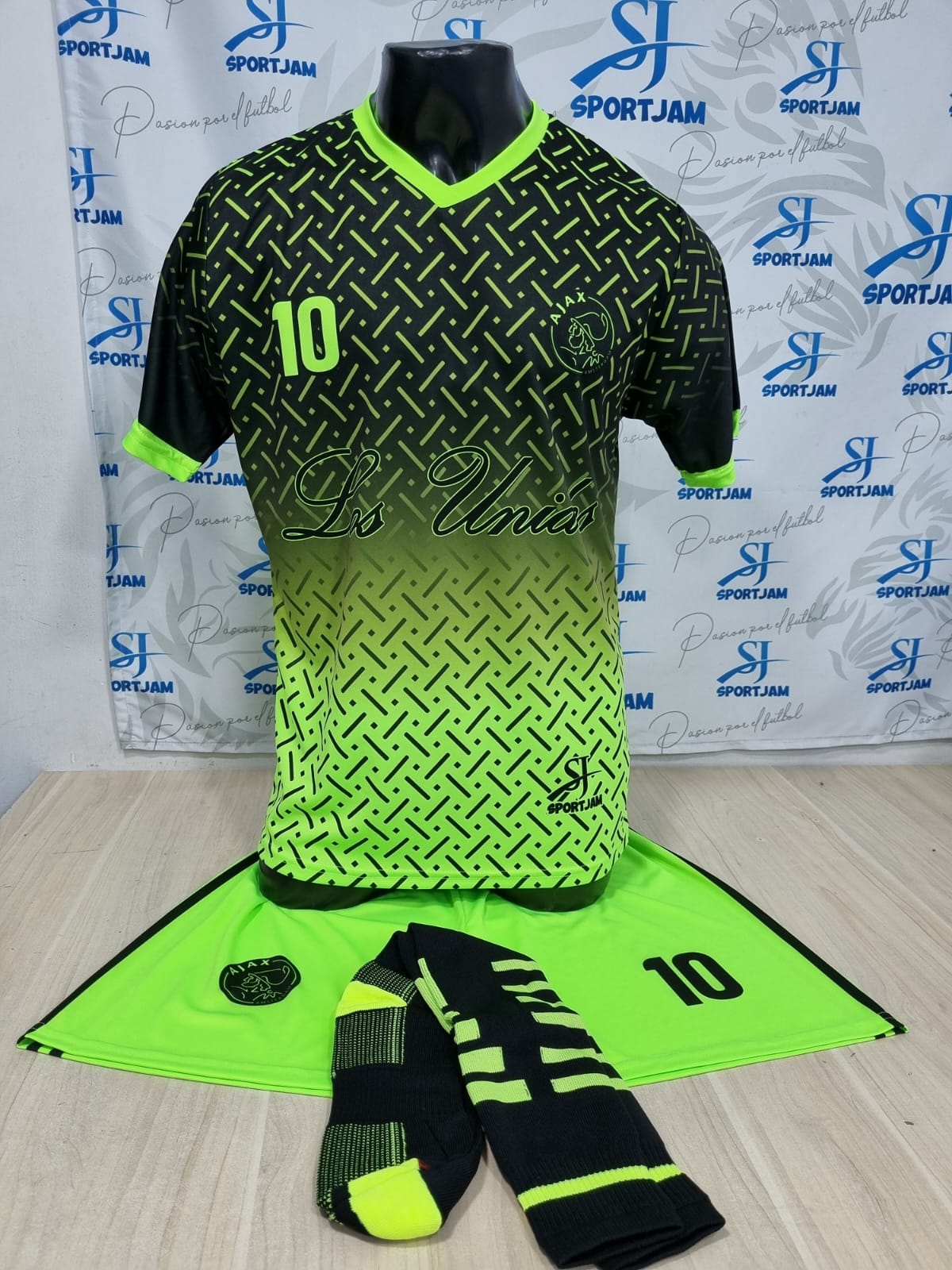 Uniformes De Futbol Personalizados Neon